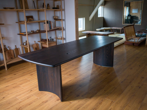 Solid Wood Dining Table with Curved Legs