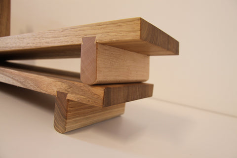 Book Stand (Small - Kurumi)