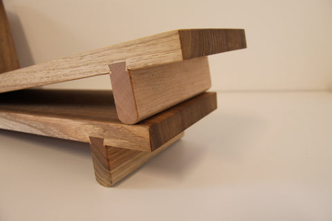 Book Stand (Small - Kurumi)