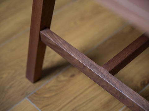 Paper cord bench leg detail