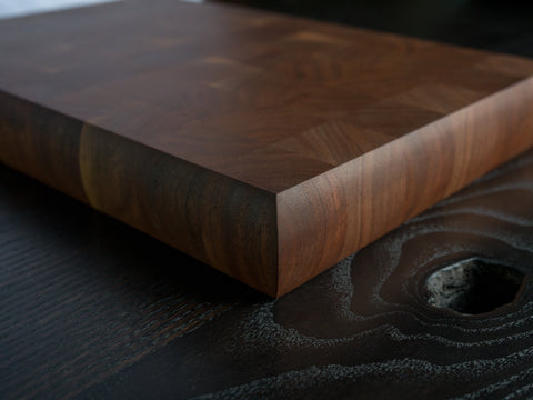 Walnut end-grain chopping board, edge and corner detail